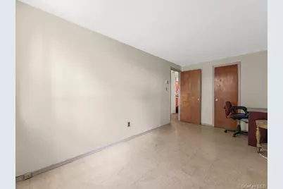 145-14 Rockaway Boulevard, Jamaica, NY 11436 - Photo 8