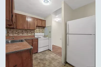 145-14 Rockaway Boulevard, Jamaica, NY 11436 - Photo 12