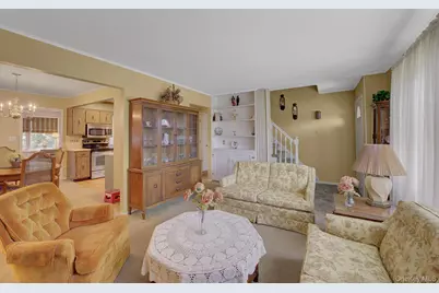 130 Abbey Street, Massapequa Park, NY 11762 - Photo 4