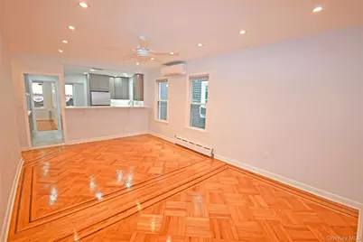 7030 66th Place, Glendale, NY 11385 - Photo 18
