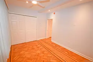 70-30 66th Pl, Glendale, NY 11385 - Photo 14