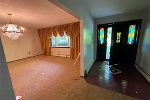 2 Troy Pl, Patterson, NY 12563 - Photo 6