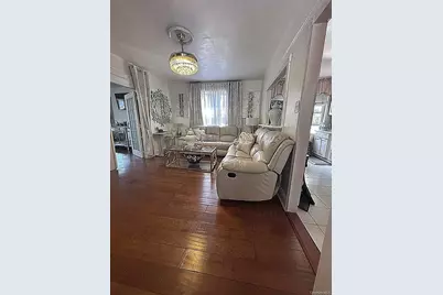 18811 Dunkirk Drive, Saint Albans, NY 11412 - Photo 8