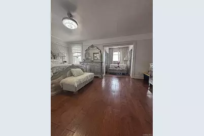 18811 Dunkirk Drive, Saint Albans, NY 11412 - Photo 10