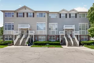 93 Admiral Ct, Bronx, NY 10473 - Photo 2