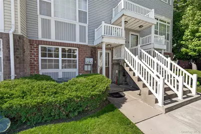 93 Admiral Court, Bronx, NY 10473 - Photo 4