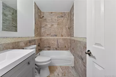 93 Admiral Court, Bronx, NY 10473 - Photo 36