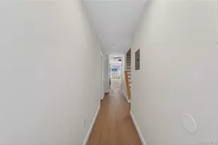 93 Admiral Ct, Bronx, NY 10473 - Photo 6