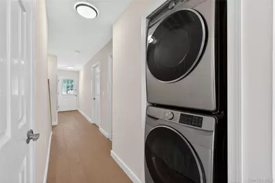 93 Admiral Court, Bronx, NY 10473 - Photo 14