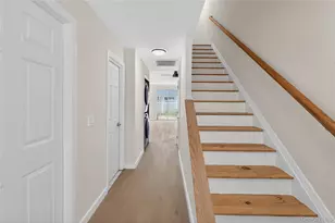 93 Admiral Ct, Bronx, NY 10473 - Photo 6