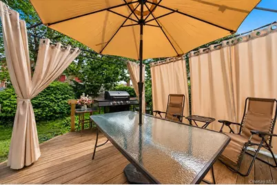 132 Davison Avenue, Oceanside, NY 11572 - Photo 28