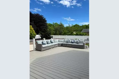 25 Sunny Road, Saint James, NY 11780 - Photo 8