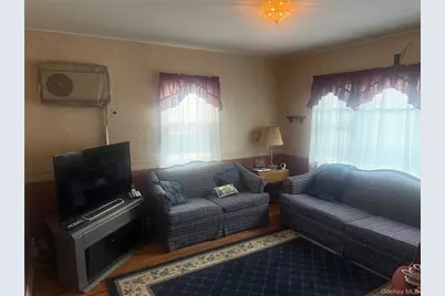 2725 165th Street, Flushing, NY 11358 - Photo 14