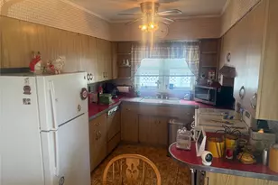 27-25 165th St, Flushing, NY 11358 - Photo 8