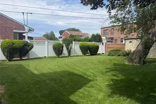 27-25 165th St, Flushing, NY 11358 - Photo 26