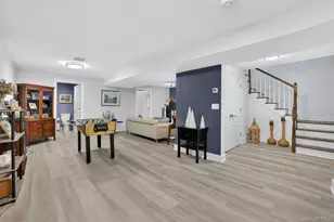 26 Wyndham Close, White Plains, NY 10605 - Photo 32