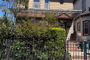 88-33 144th St, Jamaica, NY 11435 - Photo 2