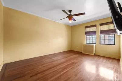 13009 227th Street, Springfield Gardens, NY 11413 - Photo 10