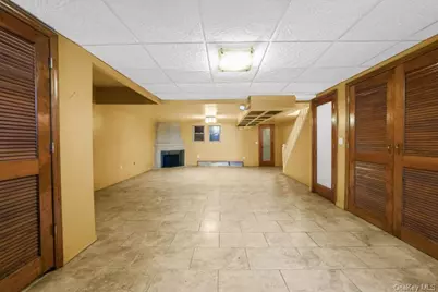 13009 227th Street, Springfield Gardens, NY 11413 - Photo 14