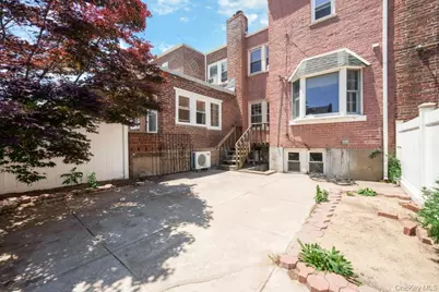13009 227th Street, Springfield Gardens, NY 11413 - Photo 16