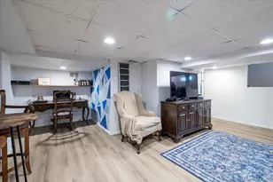 1 Schuyler Ave, Rockville Centre, NY 11570 - Photo 26