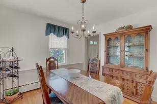 5 Newell Rd, Merrick, NY 11566 - Photo 6