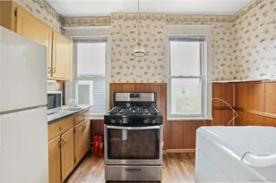 1393 Kearney Ave, Bronx, NY 10465 - Photo 12