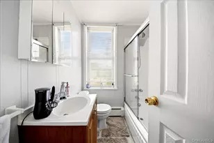 9 Hyatt Ave, Yonkers, NY 10704 - Photo 12