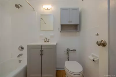 600 Locust Street #5K, Fleetwood, NY 10552 - Photo 24