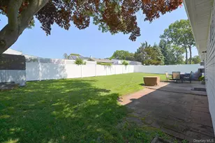 77 South Bicycle Path, Selden, NY 11784 - Photo 24
