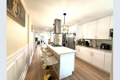 29 Cambridge, Valley Stream, NY 11581 - Photo 10