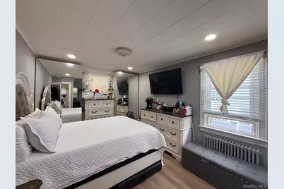29 Cambridge, Valley Stream, NY 11581 - Photo 12