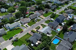 39 Brewster Rd W, Massapequa, NY 11758 - Photo 40