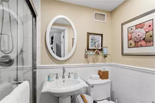 39 Brewster Rd W, Massapequa, NY 11758 - Photo 28