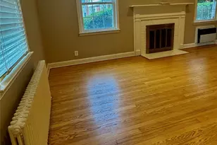 22 Bayview Ct, Manhasset, NY 11030 - Photo 6