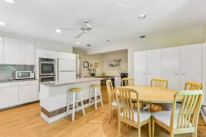 100 Hewlett Neck Road, Hewlett, NY 11598 - Photo 16