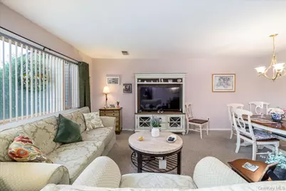 100 Daly Boulevard #2715, Oceanside, NY 11572 - Photo 6