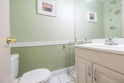 100 Daly Boulevard #2715, Oceanside, NY 11572 - Photo 16