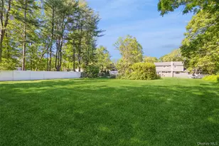 5 Blossom St, Dix Hills, NY 11746 - Photo 36