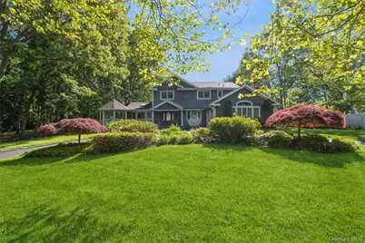 5 Blossom Street, Dix Hills, NY 11746 - Photo 4