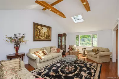 5 Blossom Street, Dix Hills, NY 11746 - Photo 8