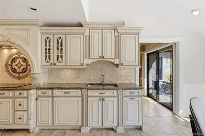 199 Cold Spring Road, Syosset, NY 11791 - Photo 12