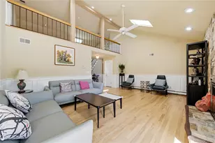 199 Cold Spring Rd, Syosset, NY 11791 - Photo 16
