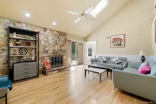 199 Cold Spring Rd, Syosset, NY 11791 - Photo 18