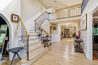 199 Cold Spring Road, Syosset, NY 11791 - Photo 4