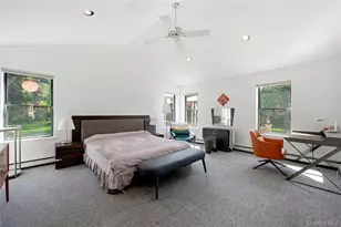 199 Cold Spring Rd, Syosset, NY 11791 - Photo 24