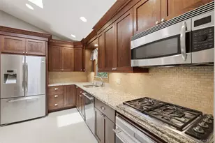 226 Ehrhardt Rd, Pearl River, NY 10965 - Photo 6