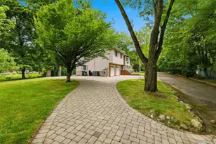 226 Ehrhardt Rd, Pearl River, NY 10965 - Photo 38