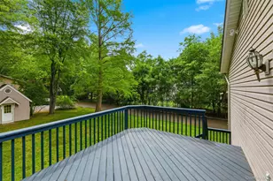 226 Ehrhardt Rd, Pearl River, NY 10965 - Photo 10