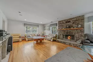 41 N Cozine Rd, Manorville, NY 11949 - Photo 18